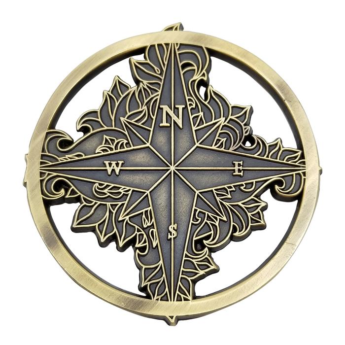 Deven Rue Compass Rose – Tabletop Swag